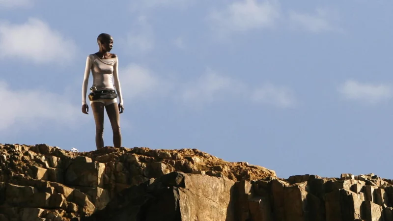 Asha is a botanist living with the other survivors of the war in the fictional East African dystopia Wanuri Kahiu creates in the short film Pumzi