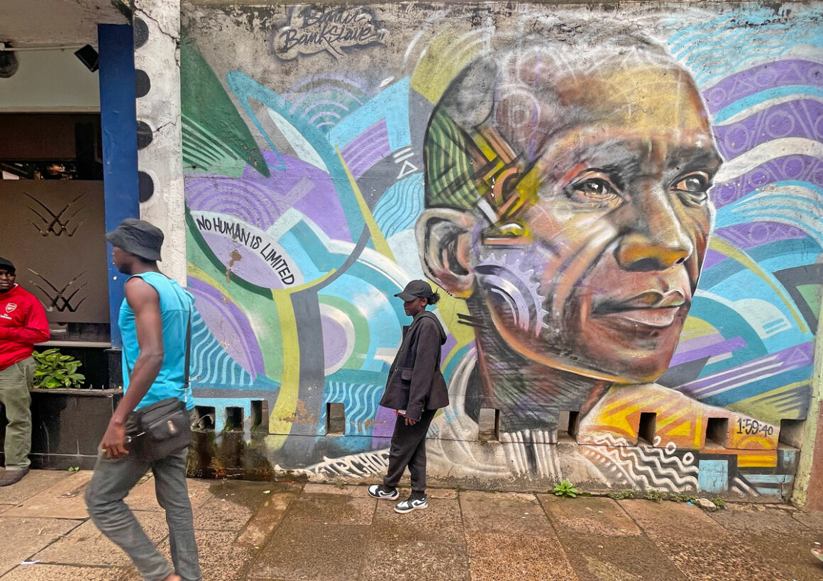 A mural of marathon legend Eliud Kipchoge on Kenyatta Avenue in Nairobi by artist Bankslave. | Image: WAKILISHA